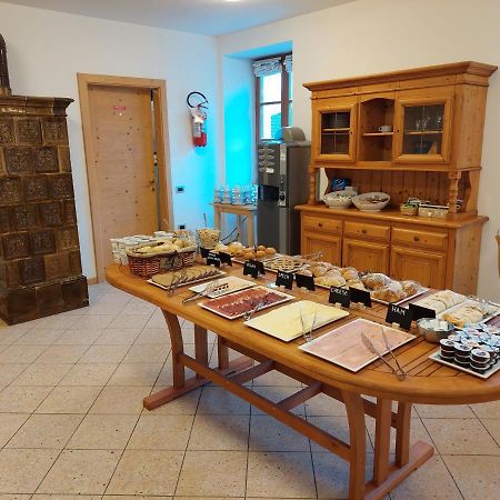 Taxus Hostel Pieve Tesino المظهر الخارجي الصورة