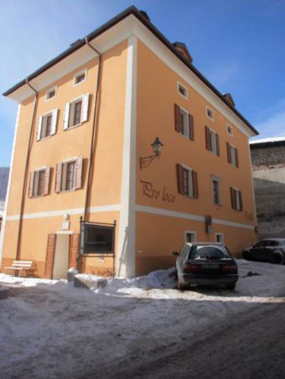 Taxus Hostel Pieve Tesino المظهر الخارجي الصورة