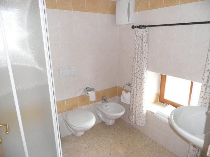 Taxus Hostel Pieve Tesino المظهر الخارجي الصورة